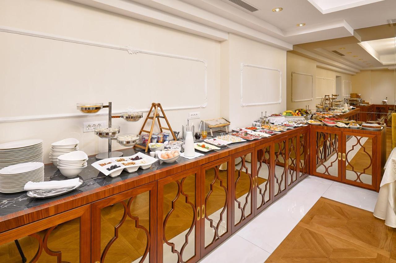 Hotel Villa Harmony Split Bagian luar foto